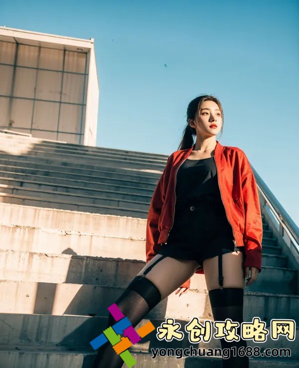 年輕漂亮的后瑪是如何成為時(shí)尚界的傳奇人物的？